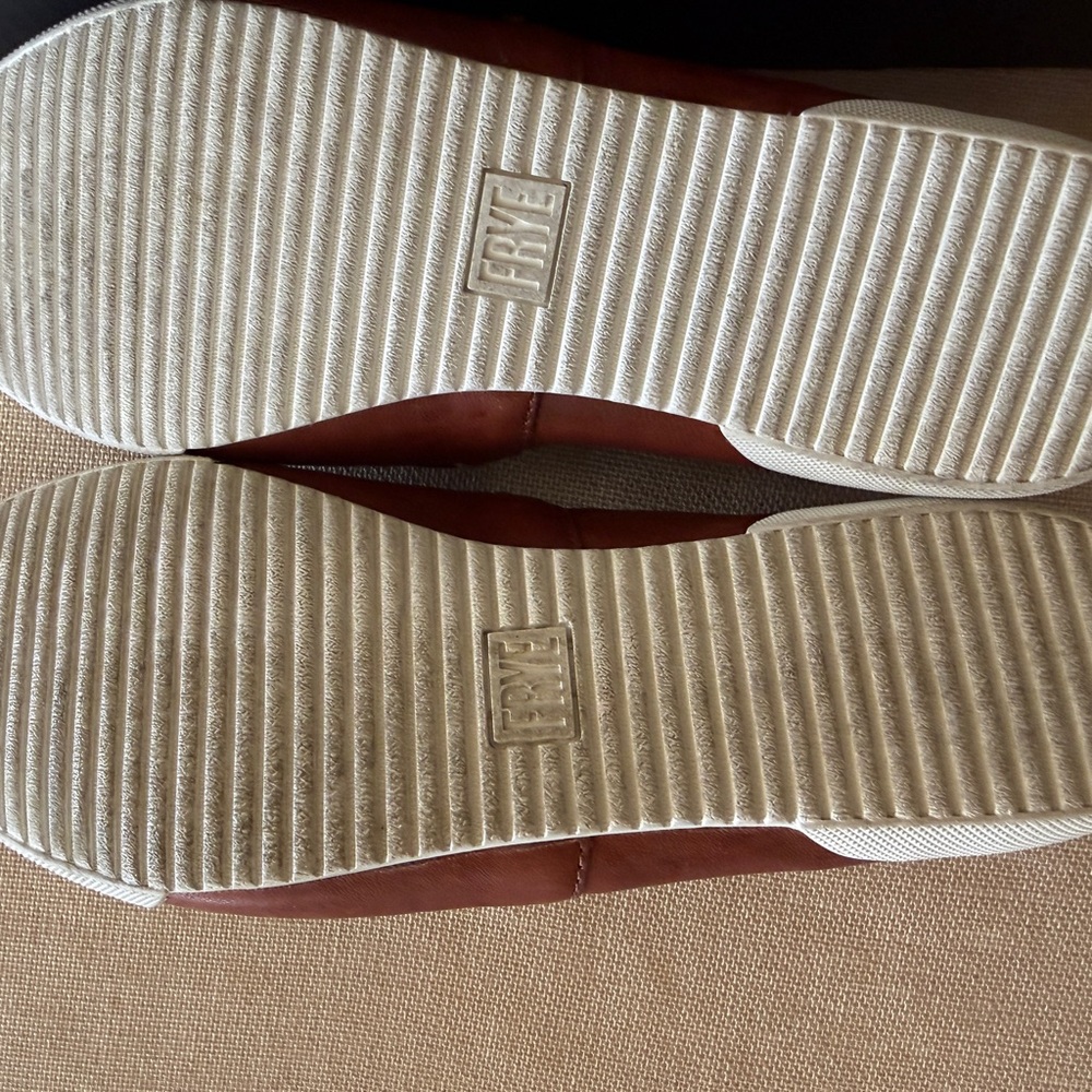 Frye Women's Melanie Slip-On Leather Flats in Chestnut Brown-NIB - Picture 5 of 15